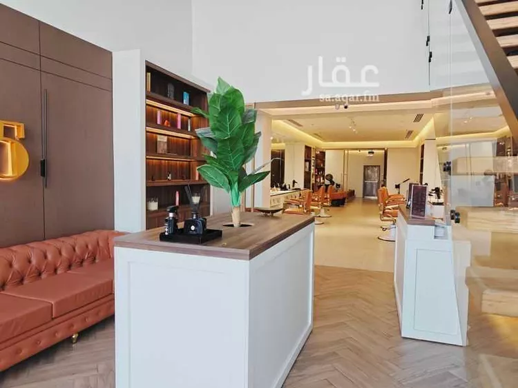 Shop available for takeover on Firas bin Al-Nadr Street, Al-Olaya District - AL Khobar - القحطاني للعقارات
