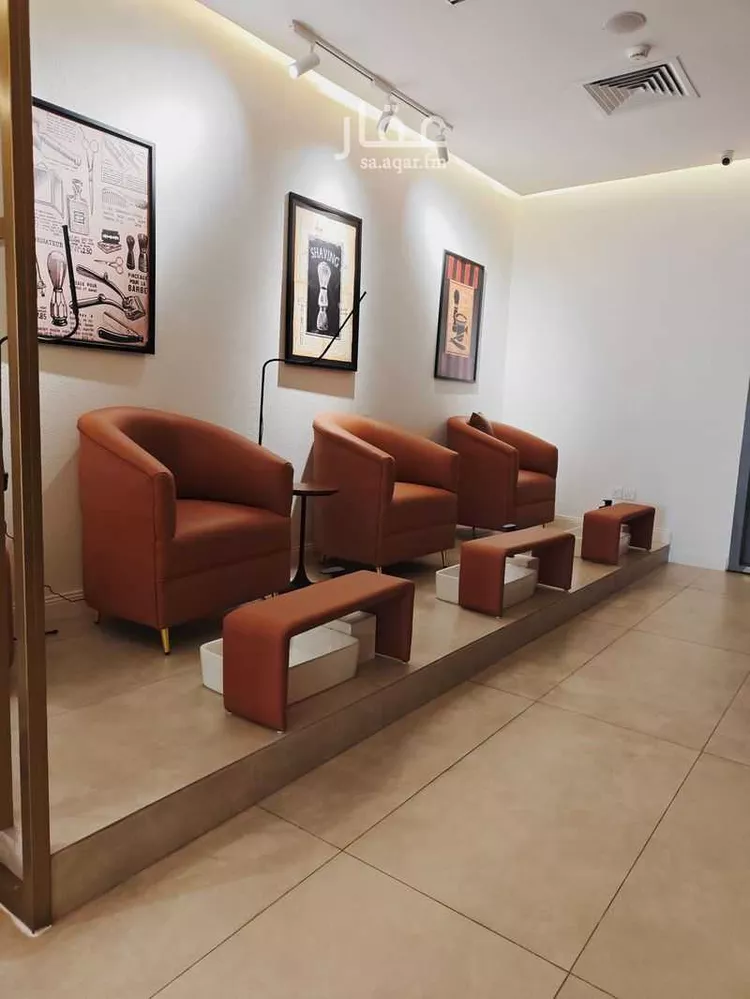 Shop available for takeover on Firas bin Al-Nadr Street, Al-Olaya District - AL Khobar - القحطاني للعقارات